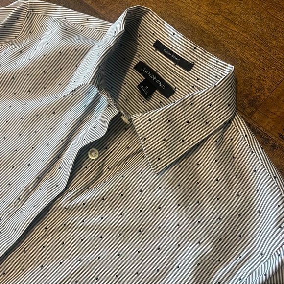 LANDS END Women’s Supima Cotton Non Iron Polka Dot Half Button Up Size 8 EUC - Picture 5 of 5